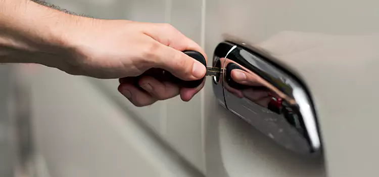 Why Choose Our Auto Locksmith Team in Naugatuck, CT?